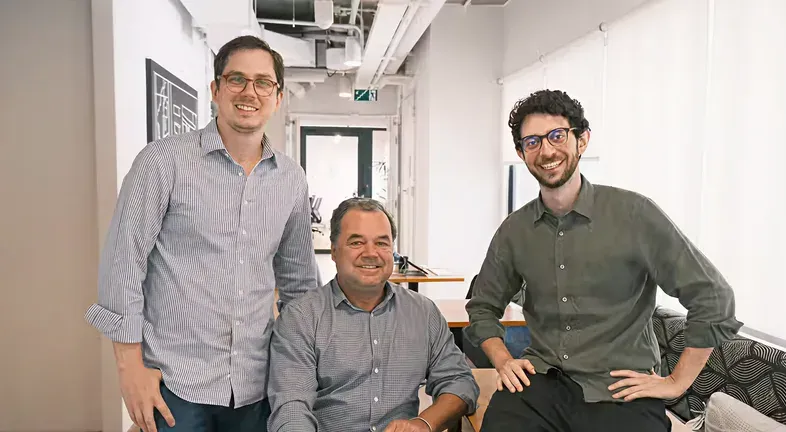 Founders da mgmt. no escritório